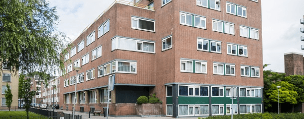 Foto van een appartemenencomplex aan de Vondelweg
